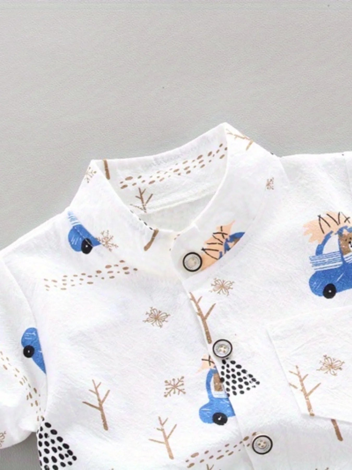 Infant and toddler summer full print bear driving pattern short sleeved shorts set for outdoor standing collar shirt fashion two